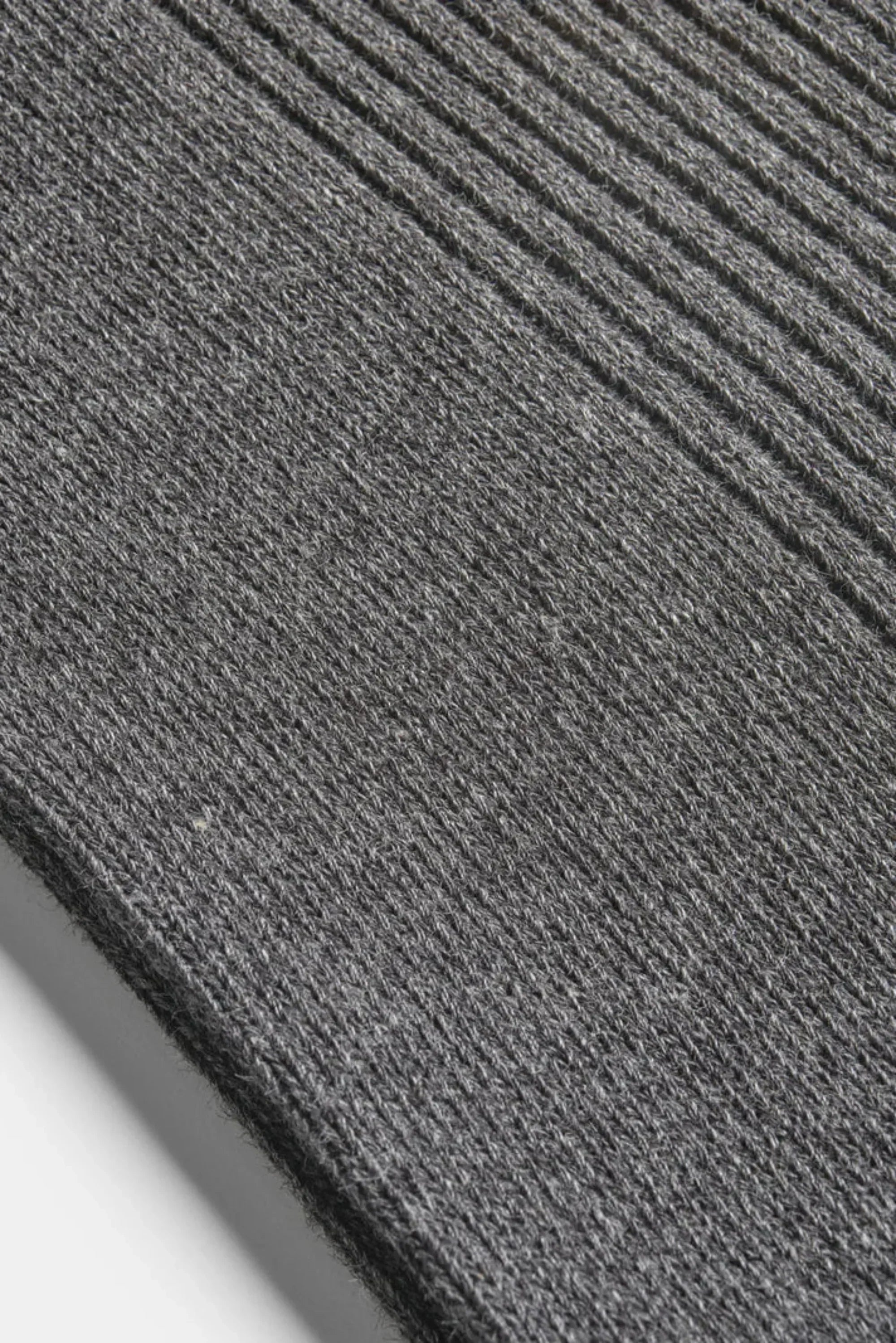 LAUNCH RIBBED MID SOCKS